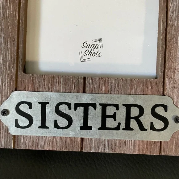 Enesco Rustic Sisters Photo Frame - Picture 5 of 12